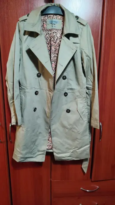 Trench coat beige Basement con forro estampado - miniatura 1