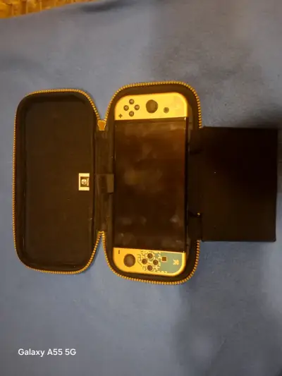 Nintendo Switch Oled Zelda TOK - miniatura 1