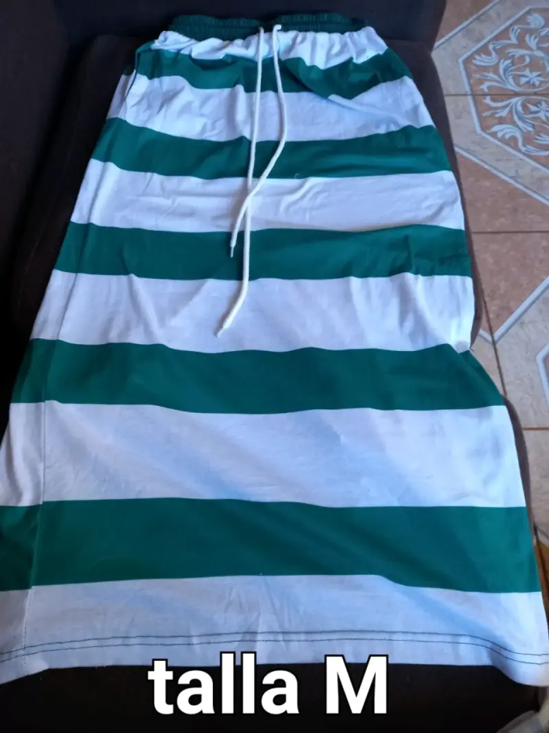 Lote de blusas y poleras talla M - 6