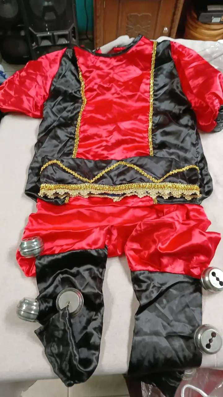 Trajes diciocheros - 2