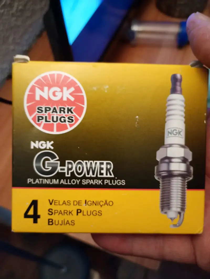 Bujías NGK G-Power BPR6EGP de aleación de platino - 3