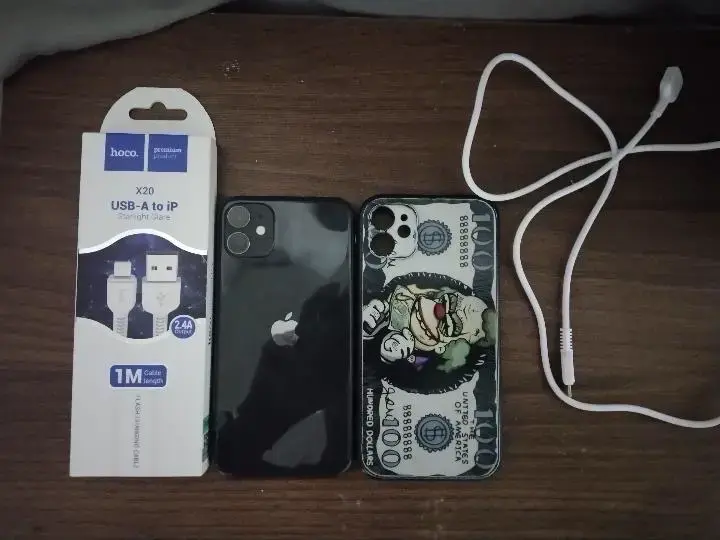 iPhone 11 de 64GB en buen estado - 6