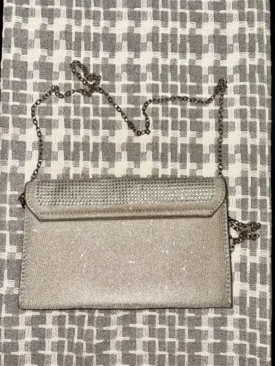 Cartera de mano plateada con cadena Steve Madden - miniatura 2
