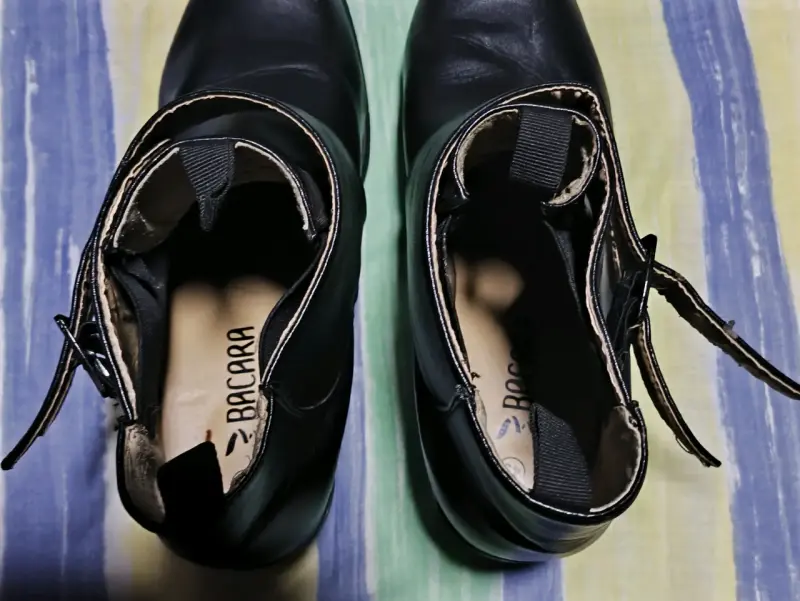 Botines de huaso, cuero negro con hebillas Bacara - 3