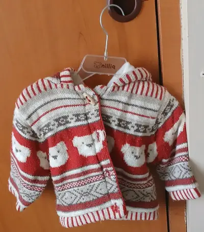 Chaleco de lana para bebé con diseño de ositos - miniatura 2