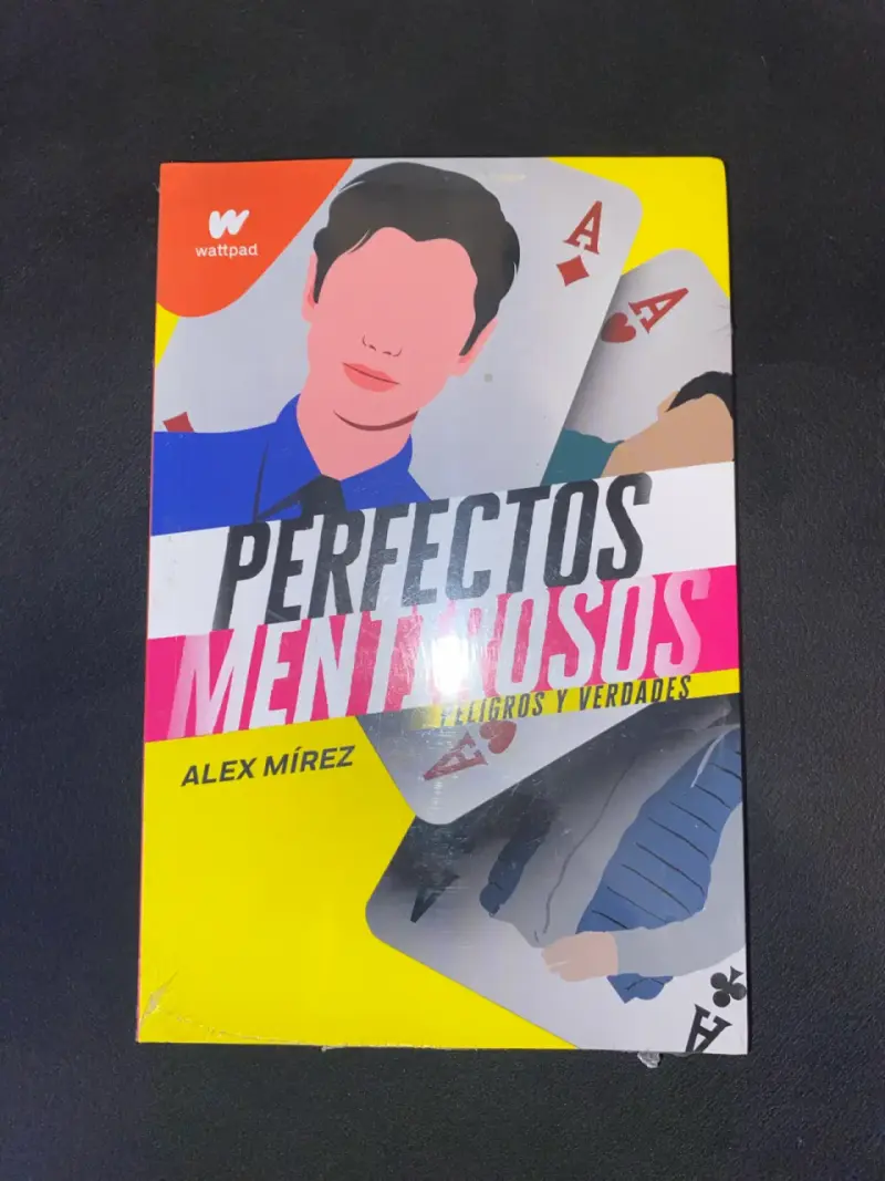 Libro Perfectos Mentirosos de Alex Mírez