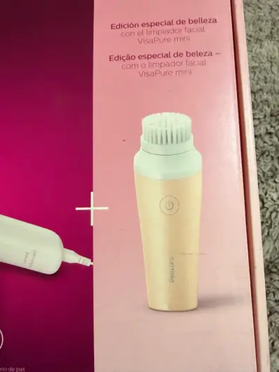 Depiladora IPL Philips Lumea Advanced con limpiador facial - miniatura 4