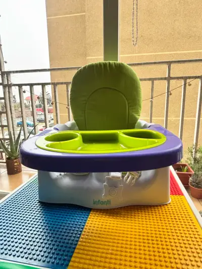Silla de Comer para Bebé Infanti portatil - miniatura 4