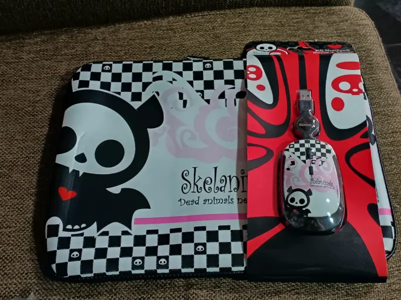 Funda + Mouse Skelanimals - 2