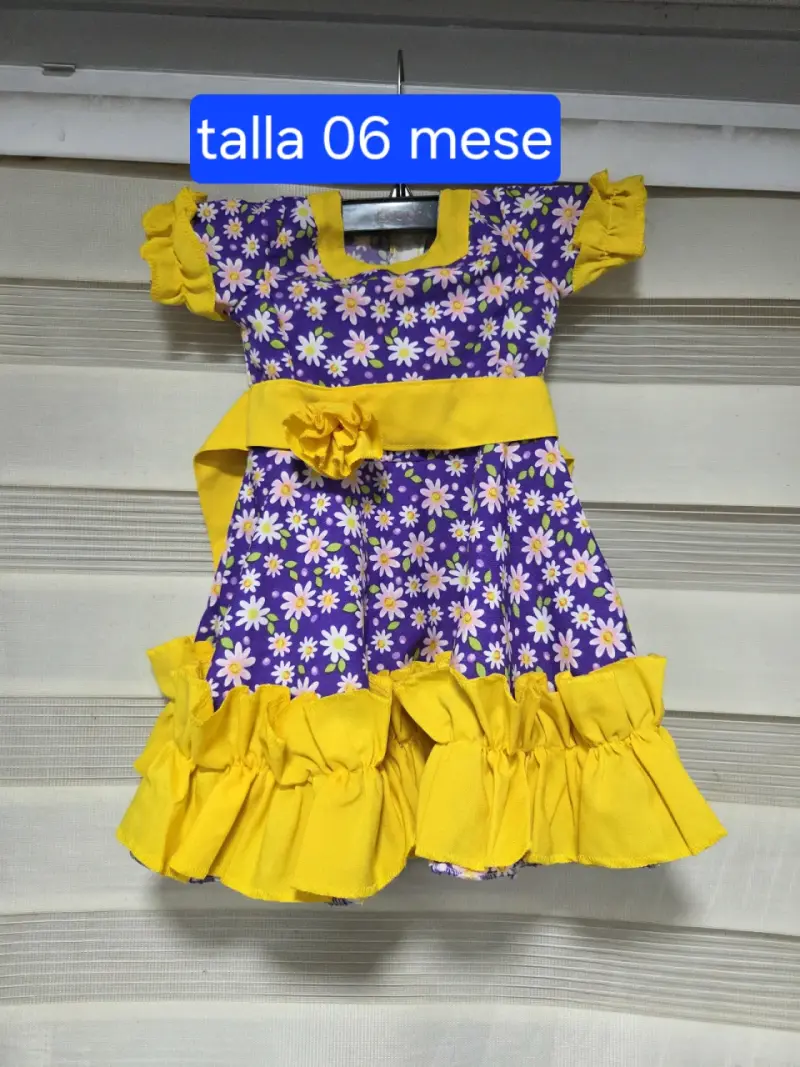 Vestido de niña floral con volantes - 1