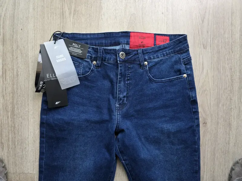 Jeans estilo flare Ellus - 3
