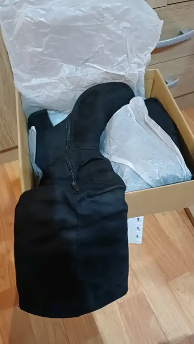 Botas negras de tacón alto para mujer - miniatura 3