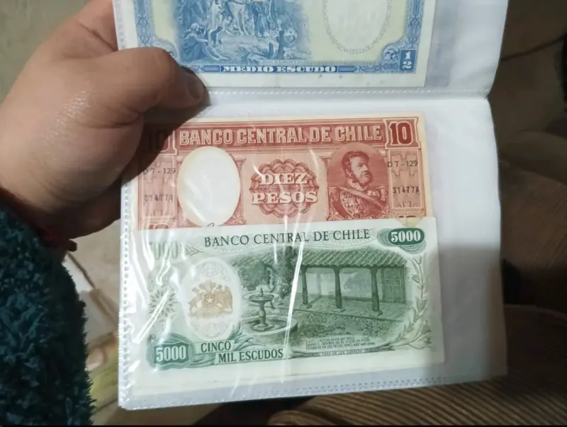 Colección de billetes de diferentes países - 2