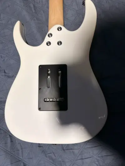 Guitarra eléctrica  Ibanez Grg140 Blanca/white - miniatura 6