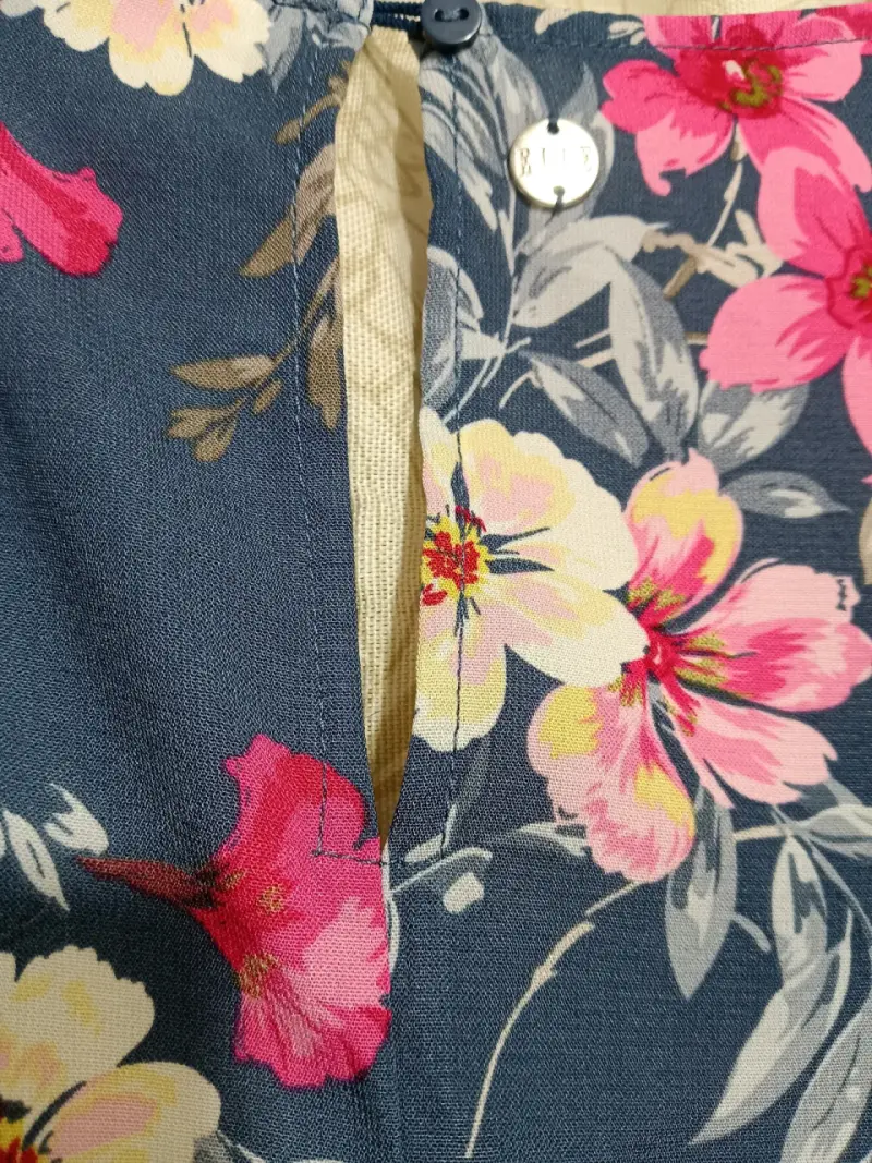 Blusa floral azul con volantes Elle XL - 3
