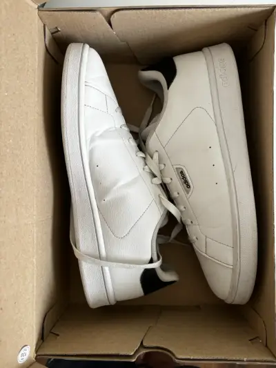 Zapatillas blancas Adidas Urban Court - miniatura 1