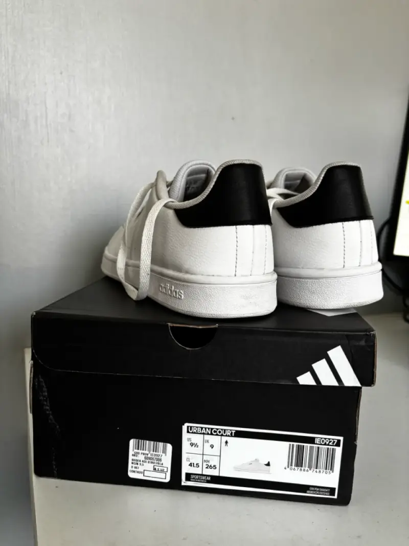 Zapatillas blancas Adidas Urban Court - 4