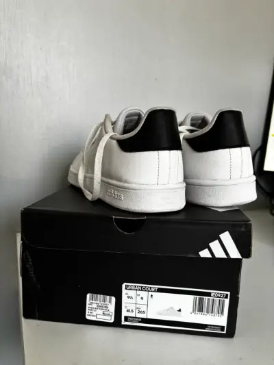 Zapatillas blancas Adidas Urban Court - miniatura 4
