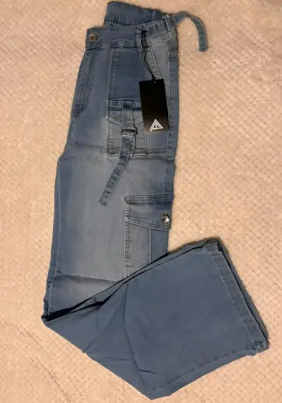 Pantalones cargo de mezclilla para mujer For3t - miniatura 4