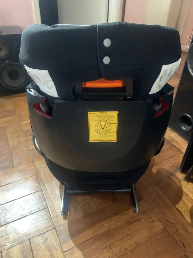 Silla de Auto Cybex Negra para Niños - 2