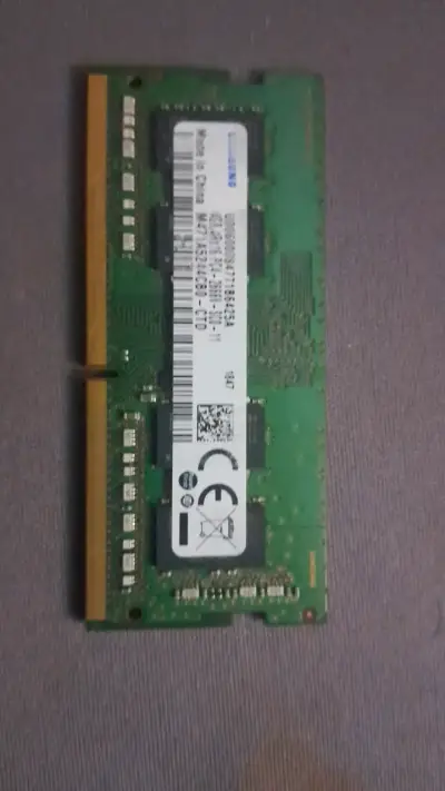 Memoria ram 4gb - miniatura 1