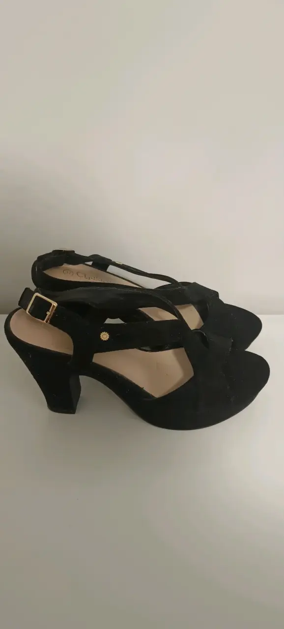 Sandalias de tacón negras elegantes - 2
