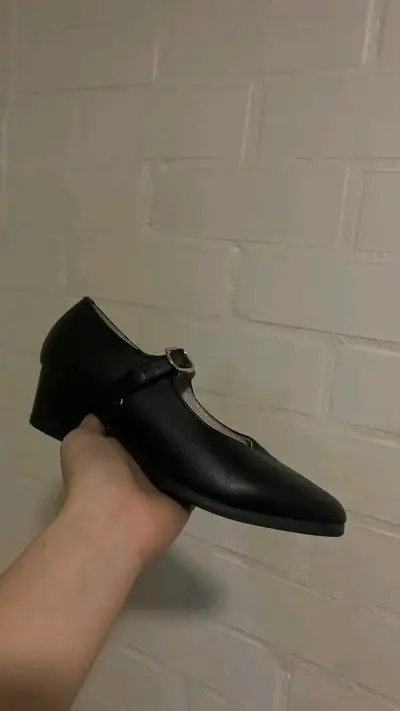 Zapatos de baile negros con hebilla - miniatura 1