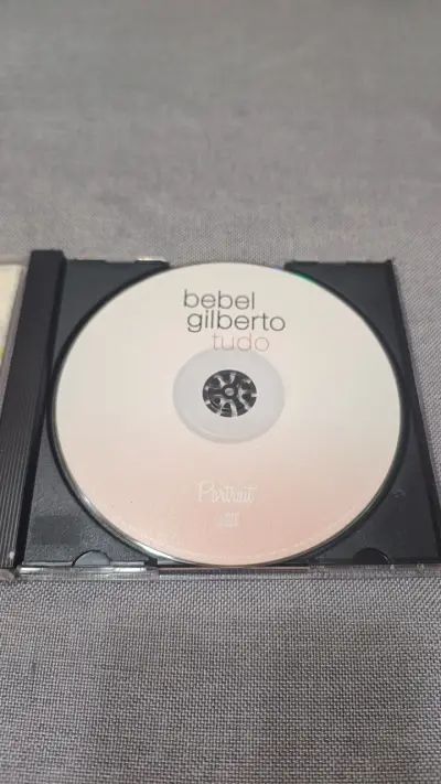 CD de música Bebel Gilberto - Tudo - miniatura 3