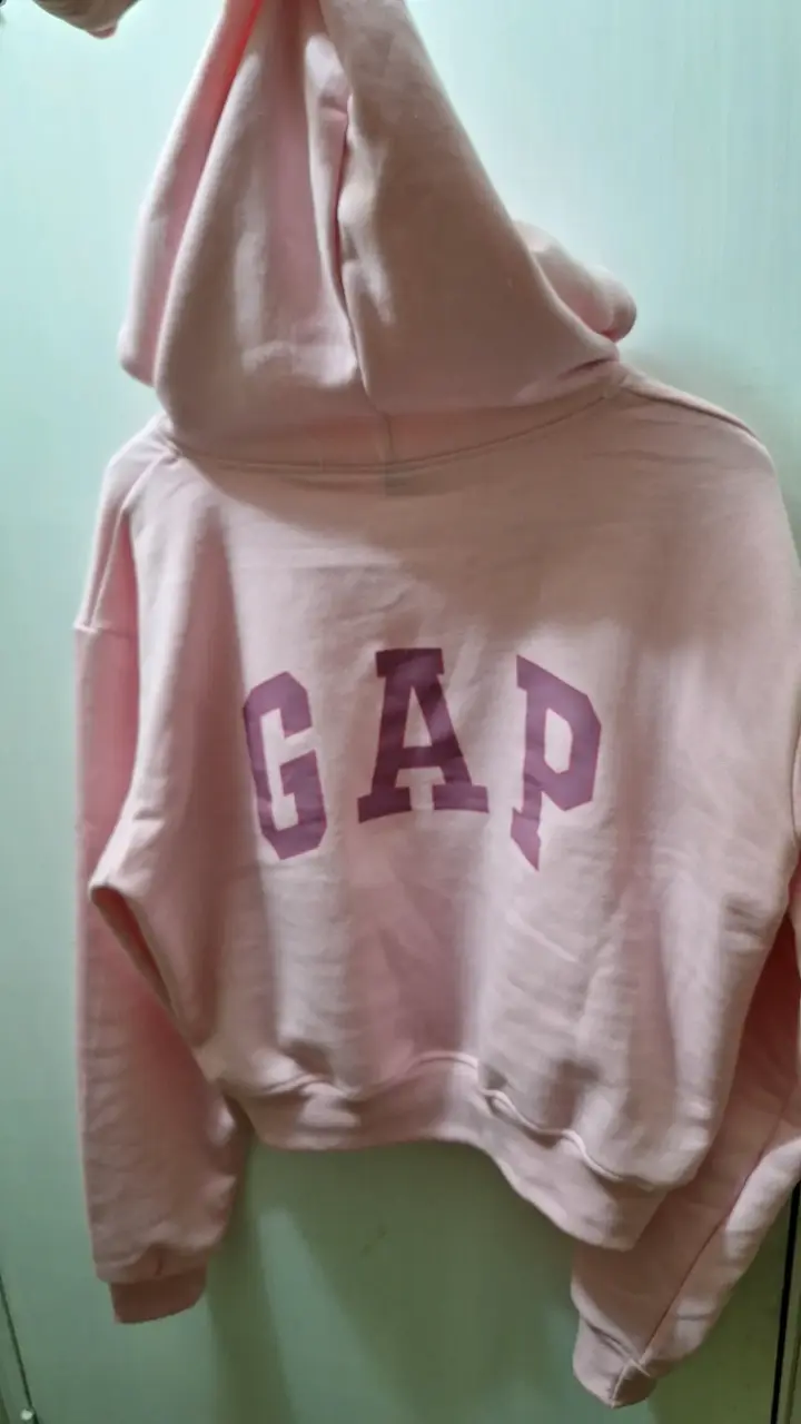 Polerón rosado GAP con capucha talla m - 4