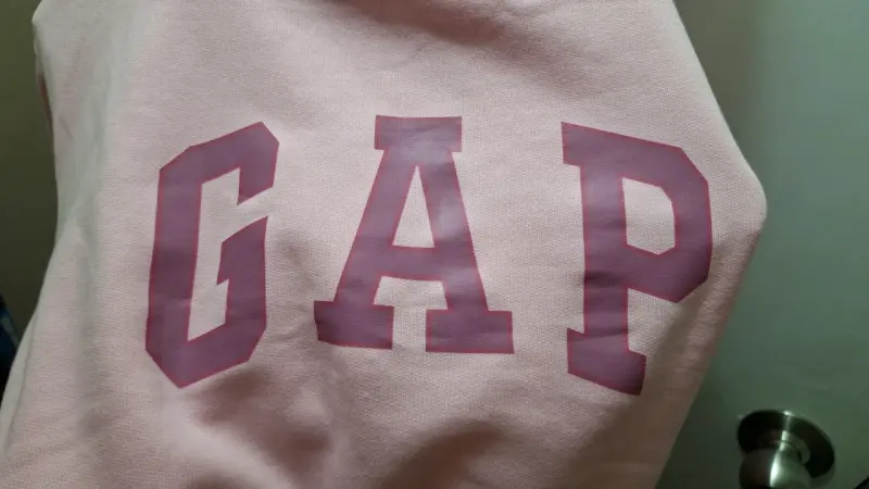 Polerón rosado GAP con capucha talla m - 5