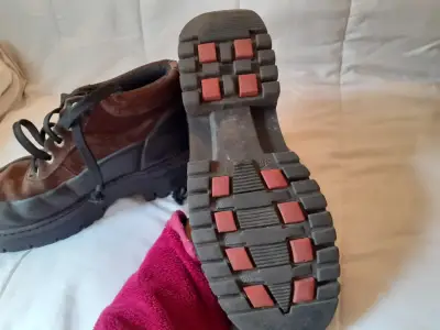 Botines vintage outdoor cuero Kickers - miniatura 2