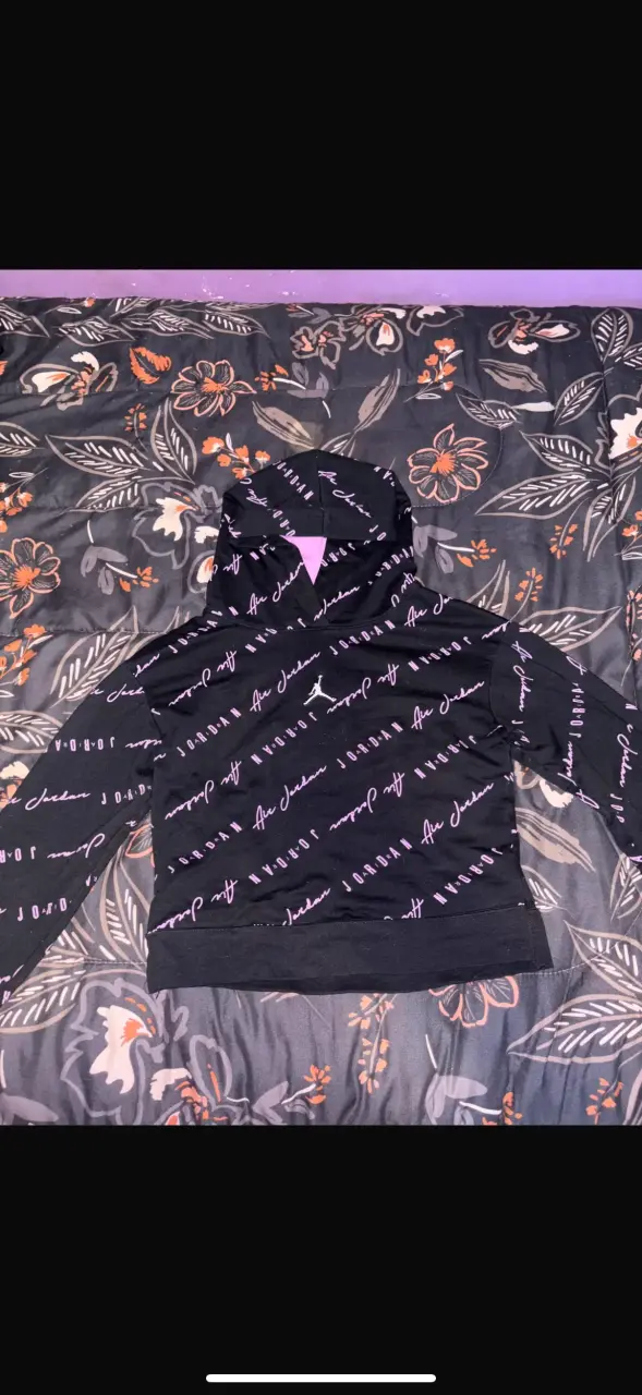 Conjunto deportivo Jordan negro con estampado - 3