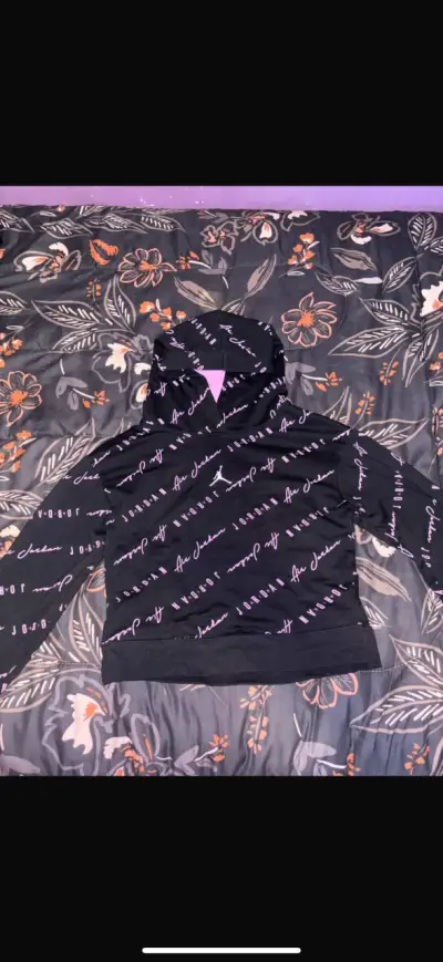 Conjunto deportivo Jordan negro con estampado - miniatura 3