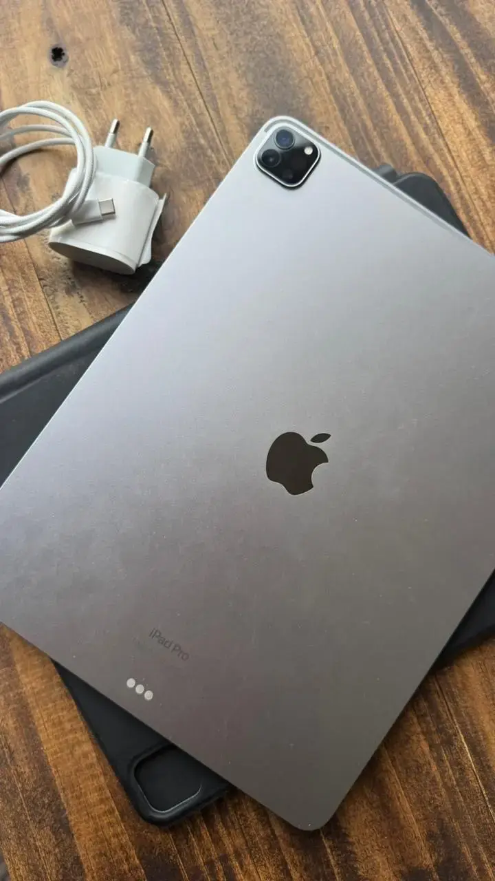 iPad Pro 12.9’ M2 con teclado y lápiz Apple - 2