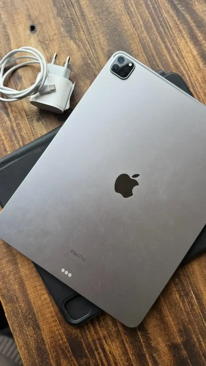 iPad Pro 12.9’ M2 con teclado y lápiz Apple - 3