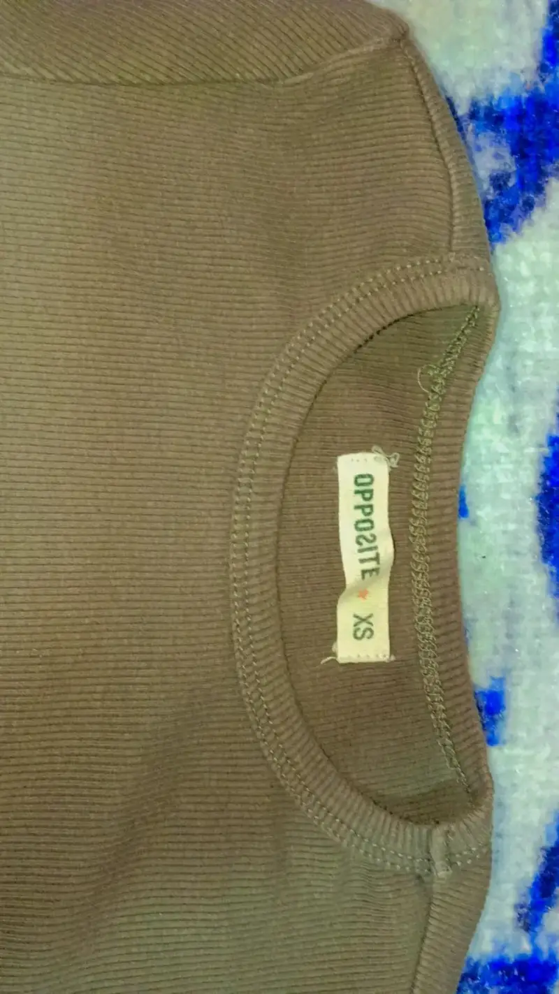 Polera manga larga Opposite talla XS - 2