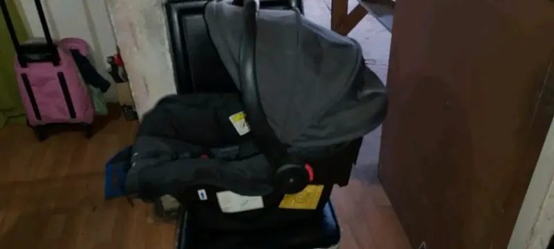 Silla de Auto Bebé Bebesit Gris - 1
