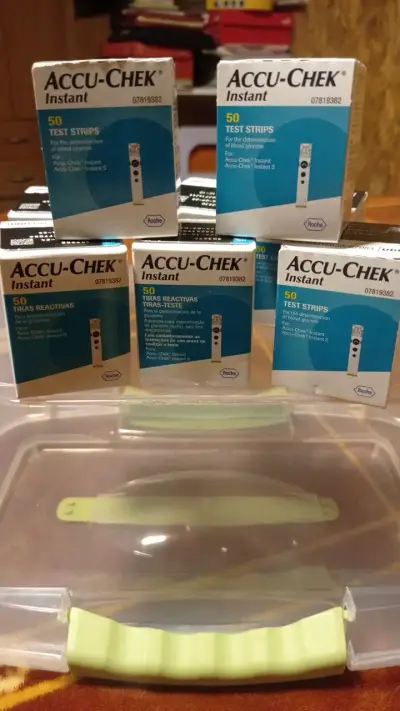 Tiras reactivas Accu-Chek Instant 50 unidades - miniatura 2