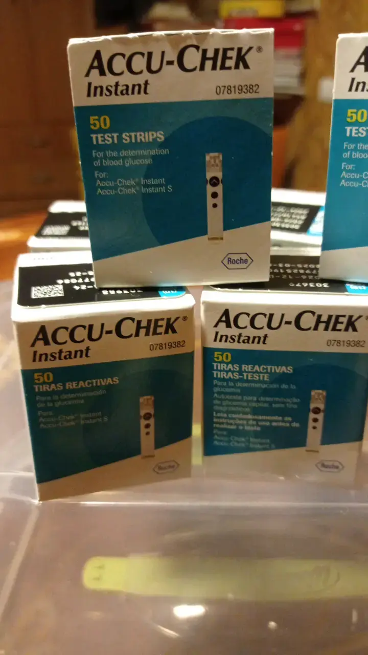 Tiras Reactivas Accu-Chek Instant 50 Unidades - 2