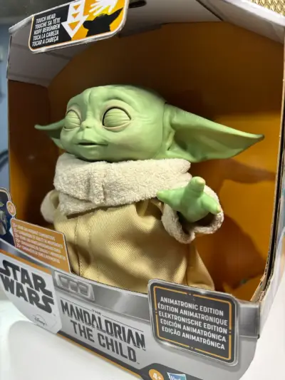 Yoda animatrónico The Child de Star Wars - miniatura 3
