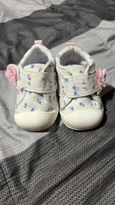 Zapatos de bebé con flores Ficus - miniatura 1