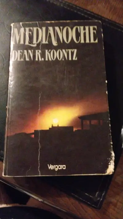 Libro 'Medianoche' de Dean R. Koontz en buen estado - miniatura 1