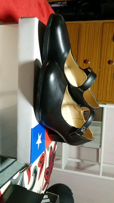 Zapatos de China  negros con correa MD Shoes - miniatura 2