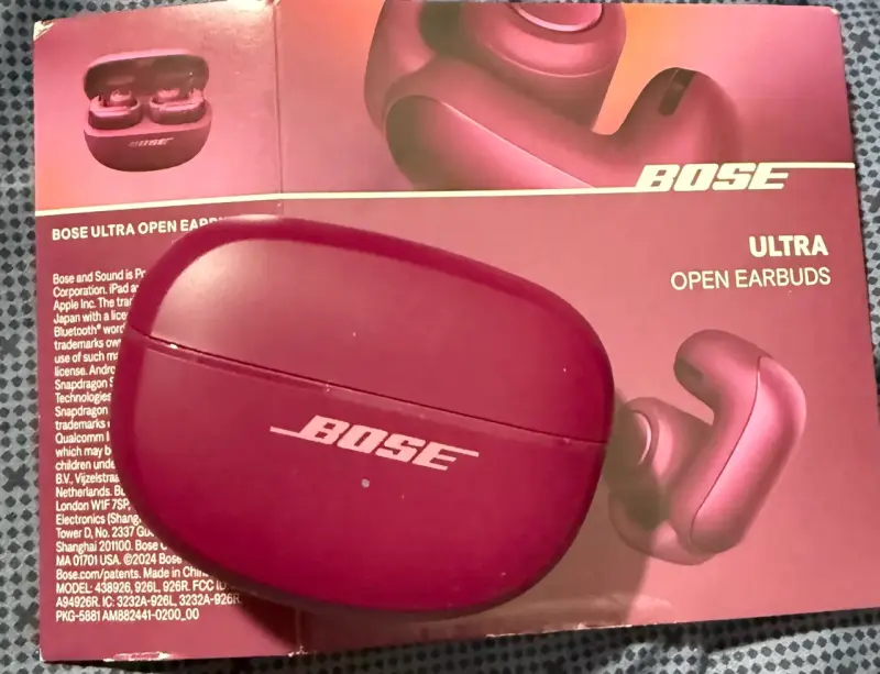 Audífonos Bose Ultra Open Earbuds color burdeos - 3