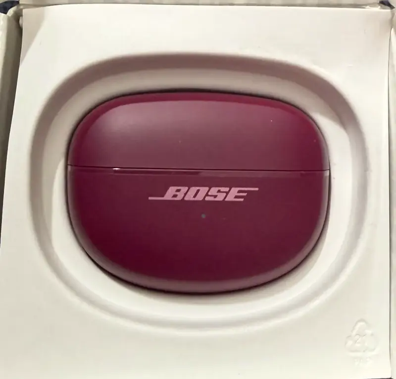 Audífonos Bose Ultra Open Earbuds color burdeos - 4