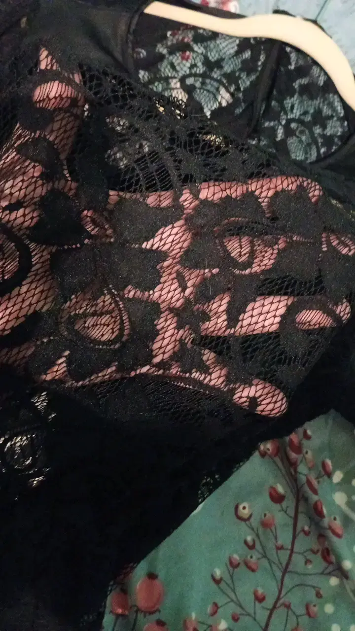 Blusa de encaje negra transparente para mujer - 2