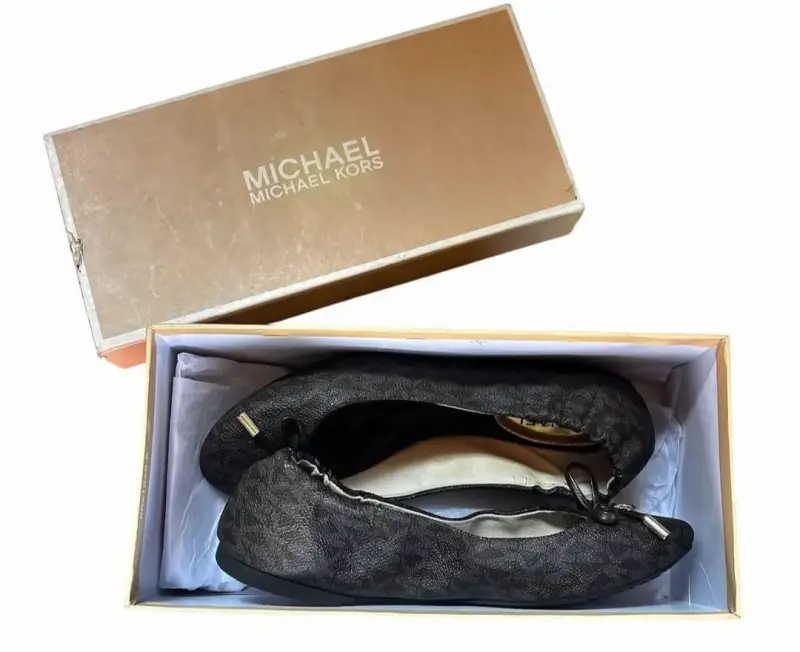 Bailarinas Michael Kors marrón con detalle de moño - 3