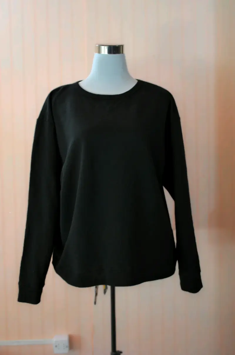 Polerón negro unisex de algodón - 1