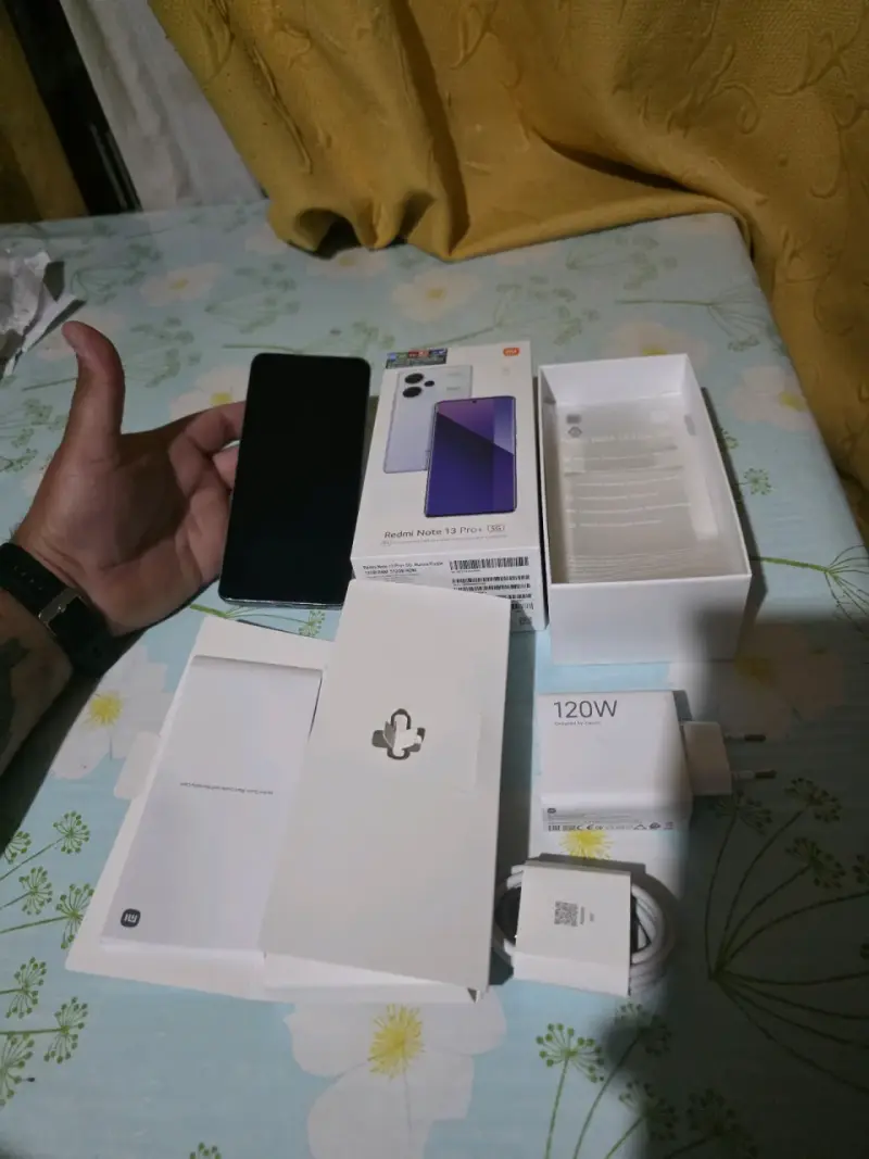 Smartphone Xiaomi Redmi Note 13 Pro+ 5G - 2