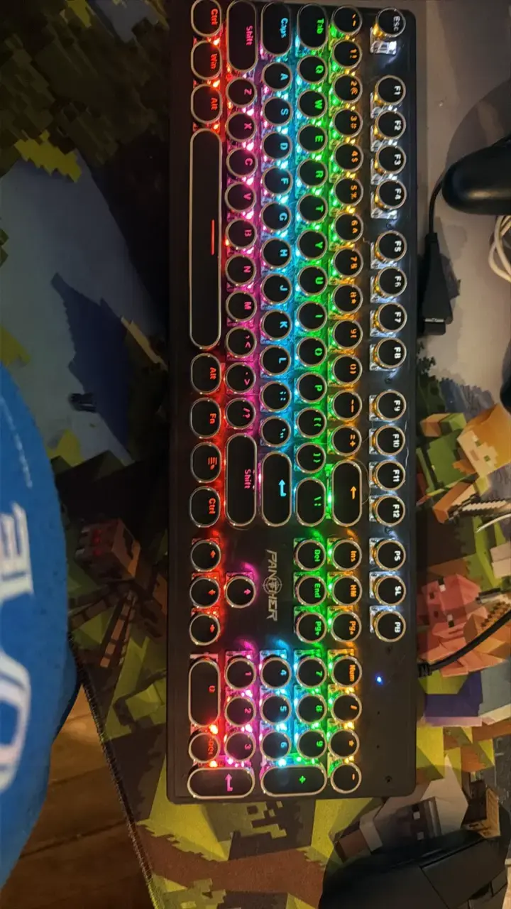 Teclado mecánico retroiluminado RGB Paner